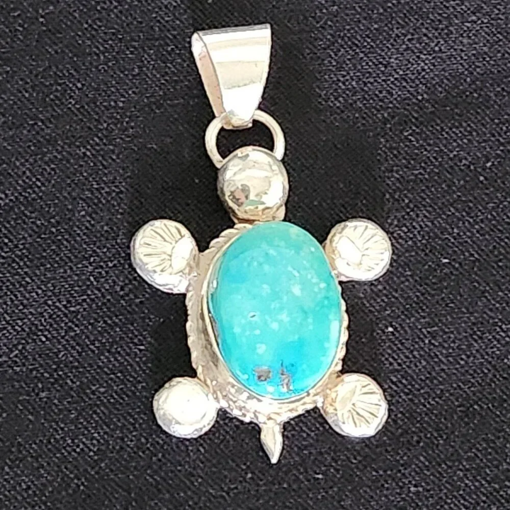 Vintage Silver & Turquoise Turtle Pendant - Picture 2 of 4